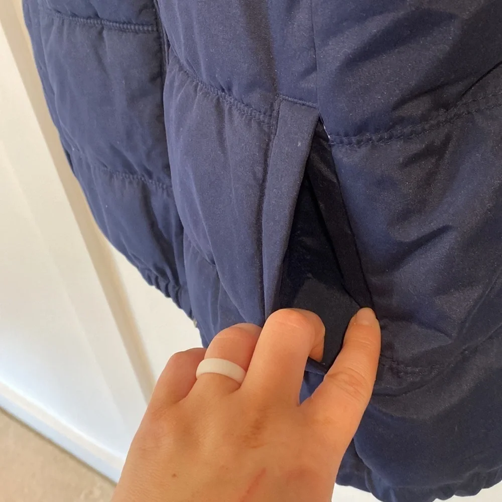 OLD NAVY navy blue quilted puffer vest